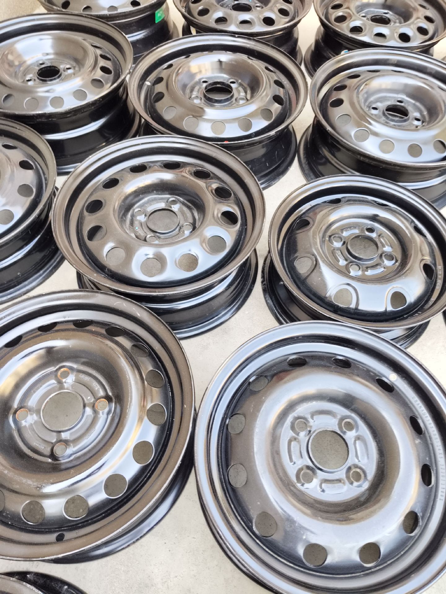 Used wheel hub 12 inch 13 inch 14 inch 15 inch 16 inch car pickup van full size steel ring free shipping