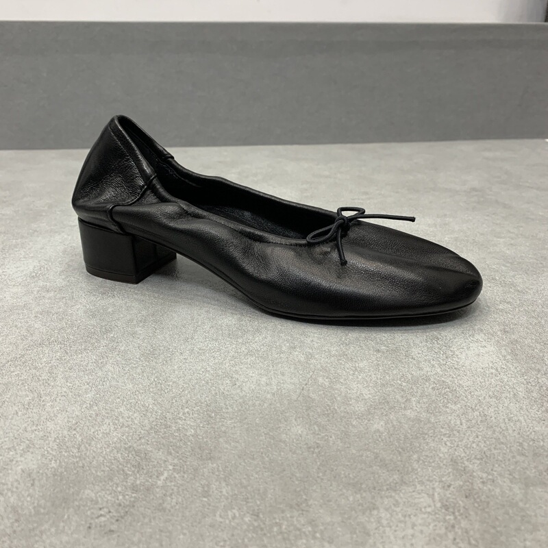 Women's Flats 2026 Spring New Classic Black Elegant Bowknot High-Heeled Ballet Shoes Women's Flats 2026 Spring New Classic Black Elegant Bowknot High-Heeled Ballet Shoes