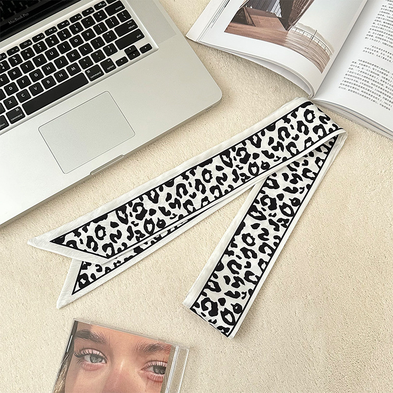 Pañuelo de seda, banda larga, sensación de alta calidad, bufanda pequeña decorativa, bolsa de toalla de seda, envuelta, pañuelo floral, cinta para el cabello, serpentín para el cabello