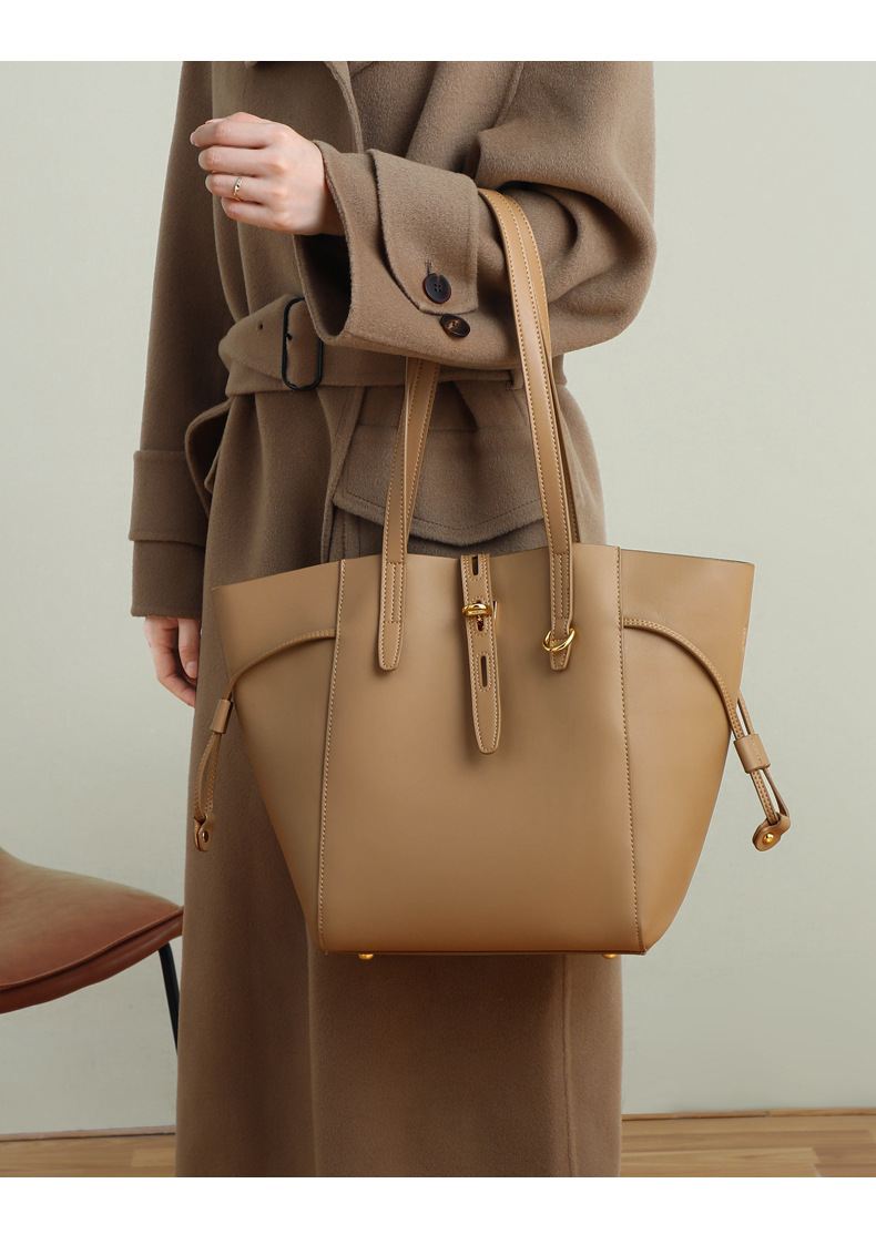Borse da donna autunno e inverno nuova vera pelle tracolla grande capacità borsa a secchiello versatile moda popolare borsa da donna pendolare_voghion.com