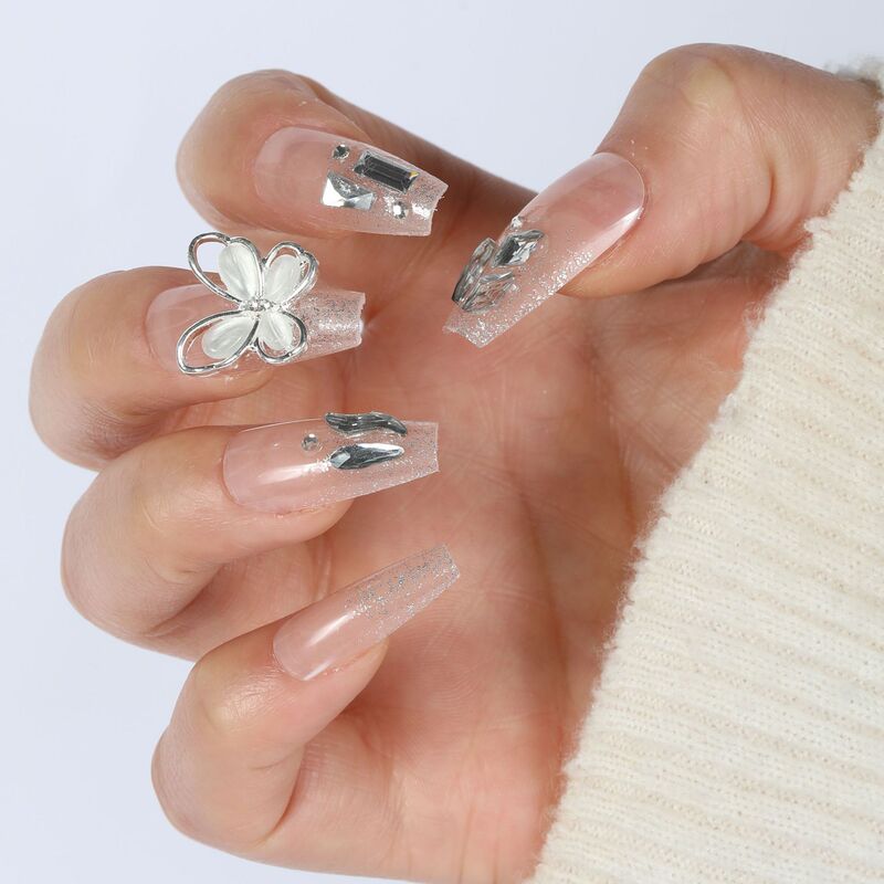 Explosions wear nail piece high sense summer white broken diamond butterfly wear nail piece short 24 nail stickers wholesale