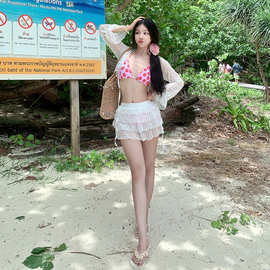 泳衣女比基尼四件套分体显瘦保守2024新款泡温泉碎花小胸聚拢游泳