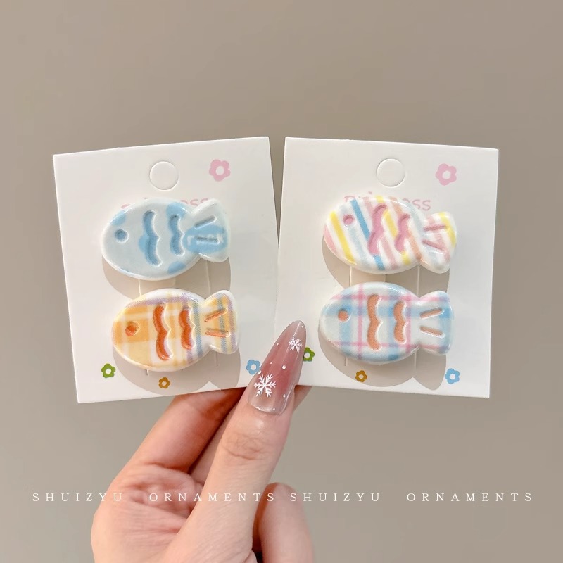 Pequeño pez de color clip para el cabello de la mujer adorable clip para el cabello de pestaña lateral dulce multifacé frente rotura clip para el cabello de boca de pato