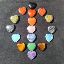 跨境爆款批发纯天然水晶爱心摆饰礼物约2cm无孔心形水晶原石摆件
