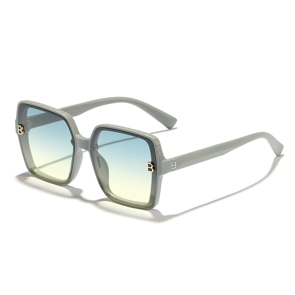 Nuevas gafas de sol de montura generosa con letras simples transfronterizas