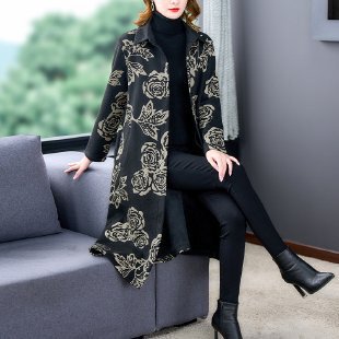 妈妈秋装外套洋气上衣中年妇女阔太太高贵中老年春秋大码风衣60岁|undefined