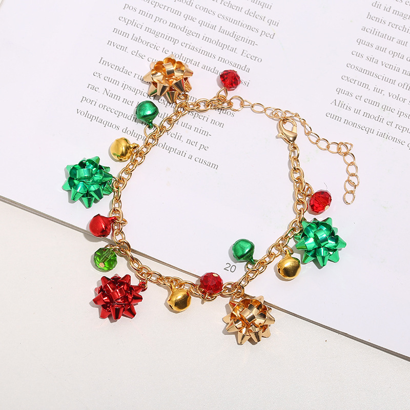 欧米の国境を越えた新しいクリスマスセットのネックレスのイヤリングのブレスレットの花の色の鈴のクリスマスのアクセサリーのアクセサリー|undefined
