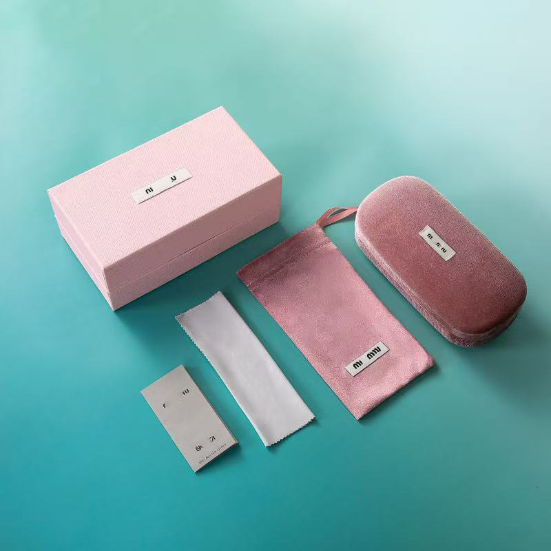Miu Miu New Pink Sunglasses Case Miu Brand Sunglasses Case Set Fashionable Sunglasses Case Set
