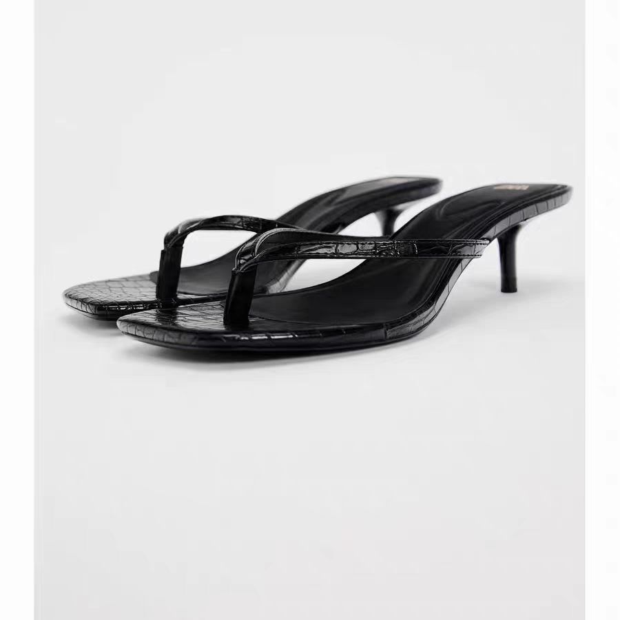 Embossed Leather Thong Sandals