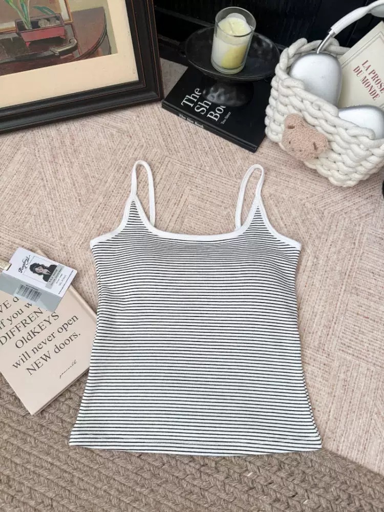 Chica caliente retro chaleco a rayas hongo mujeres primavera y verano nuevo delgado con cojín de pecho top