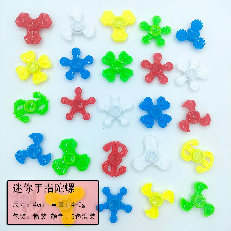 Carro de juguete de cabina pequeña aeronave para empujar pequeñas burbujas molino de viento regalo barato para niños pequeños juguetes lotes