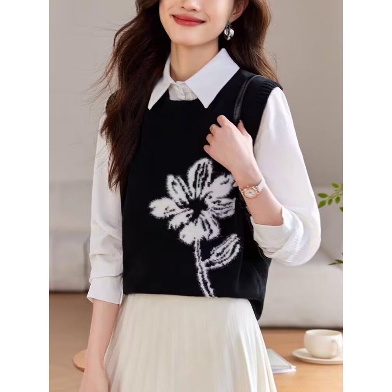 Knitted vest
