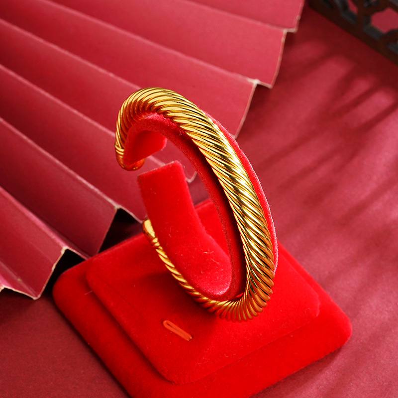 Nueva pulsera de oro de arena antigua, pulsera de apertura de giro retro para mujer, temperamento de alta calidad, joyería que no se desvanece durante mucho tiempo