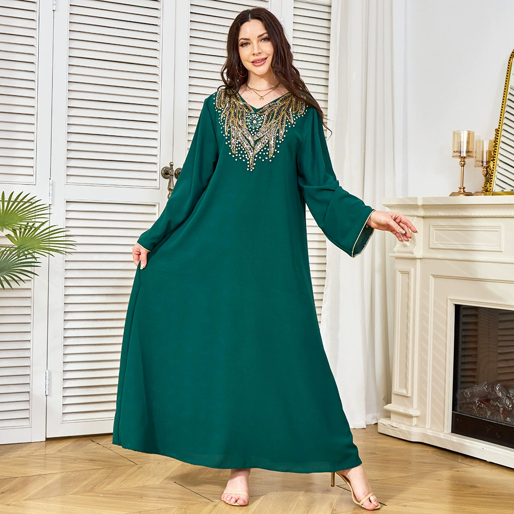 Оптовая продажа мусульманского платья в ближневосточном стиле, расшитого бриллиантами, свободного длинного платья для повседневной носки, модного и элегантного банкетного платья.