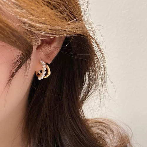 Minimalist Design Pearl Earrings for Korean Influencers -  New Trendy Light Luxury High-End Spring Earrings