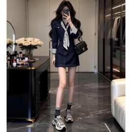 复古感水洗牛仔连衣裙女6春季新巨看的腰包臀短裙子