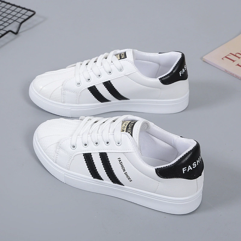 Женские белые туфли с раным носком 2024 Новинка весны универсальные базовые студенческие спортивные туфли на плоской подошве с низким верхом