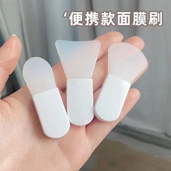 短いタイプの塗装式化粧ブラシの顔の美容ツールのミニシリコンのマスクのブラシの取っ手の柔らかい頭は単独で包装します。