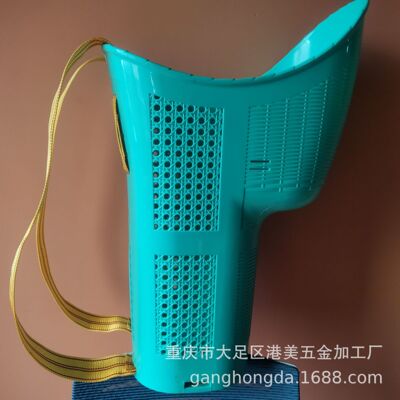 塑料背篼小孩背篼仿竹編背篼居家娃娃背簍透氣廠家供應跑江湖