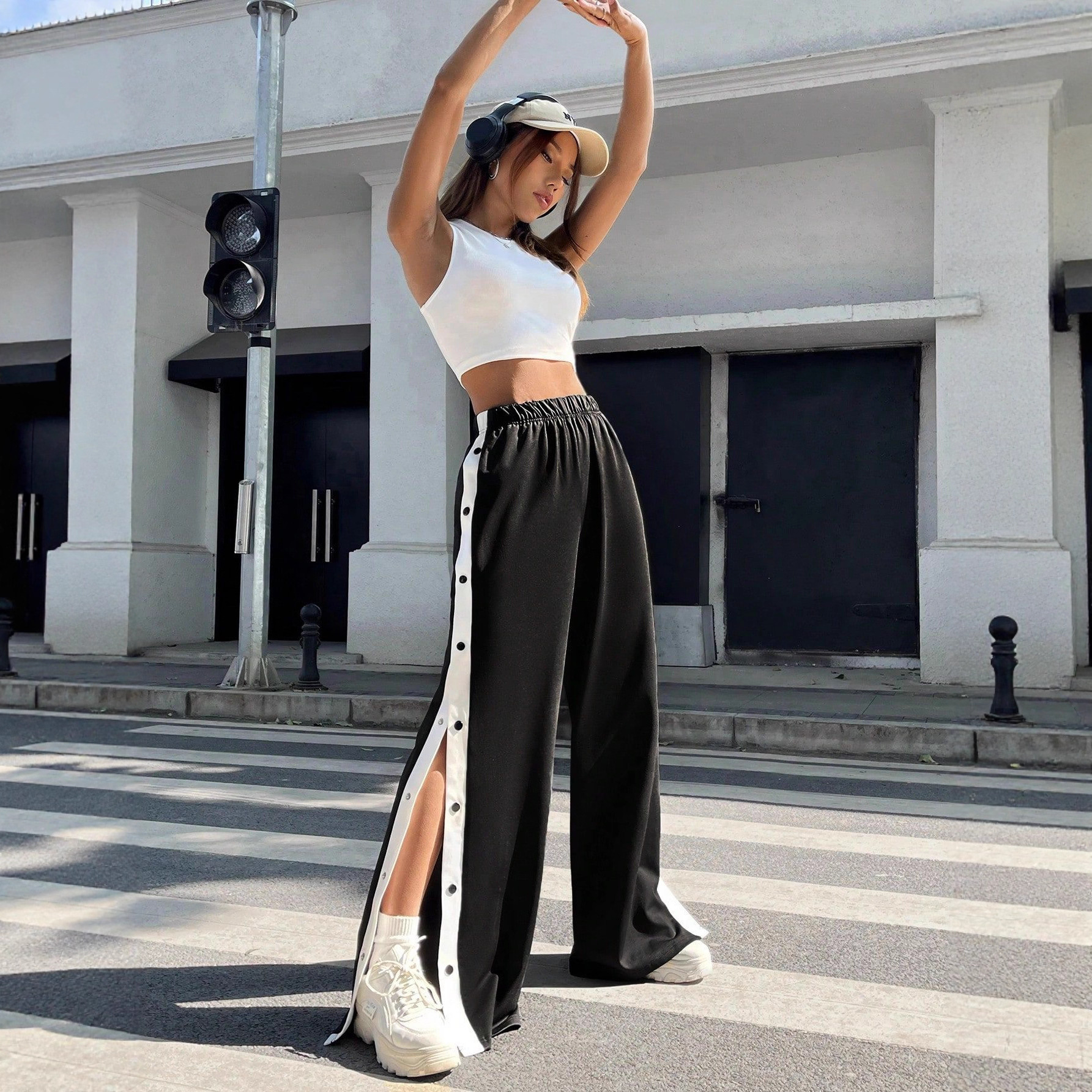 Cross-Border European and American Autumn and Winter Casual Sports Pants Trendy Jogger Loose Long Pants New Color-Blocking Button Wide-Leg Pants Women's Clothing