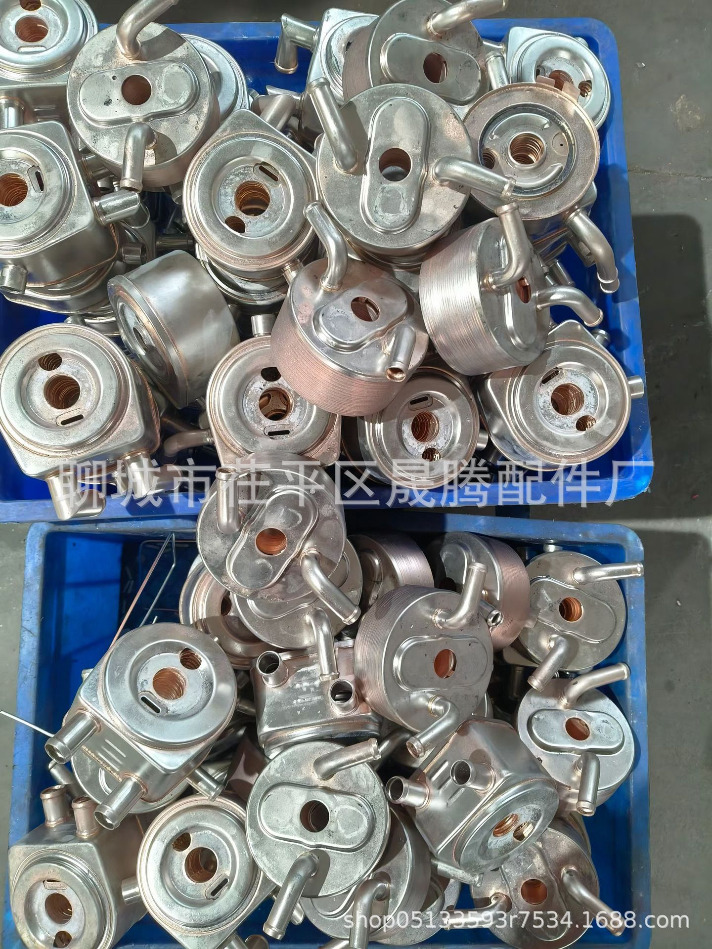 Engine oil cooler 21305EA21B 21305-EA25B is suitable for Nissan