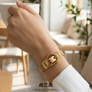 �W��С���p���ֱ펧���F������朿羳�r�аٴ���N��P����Ʒ