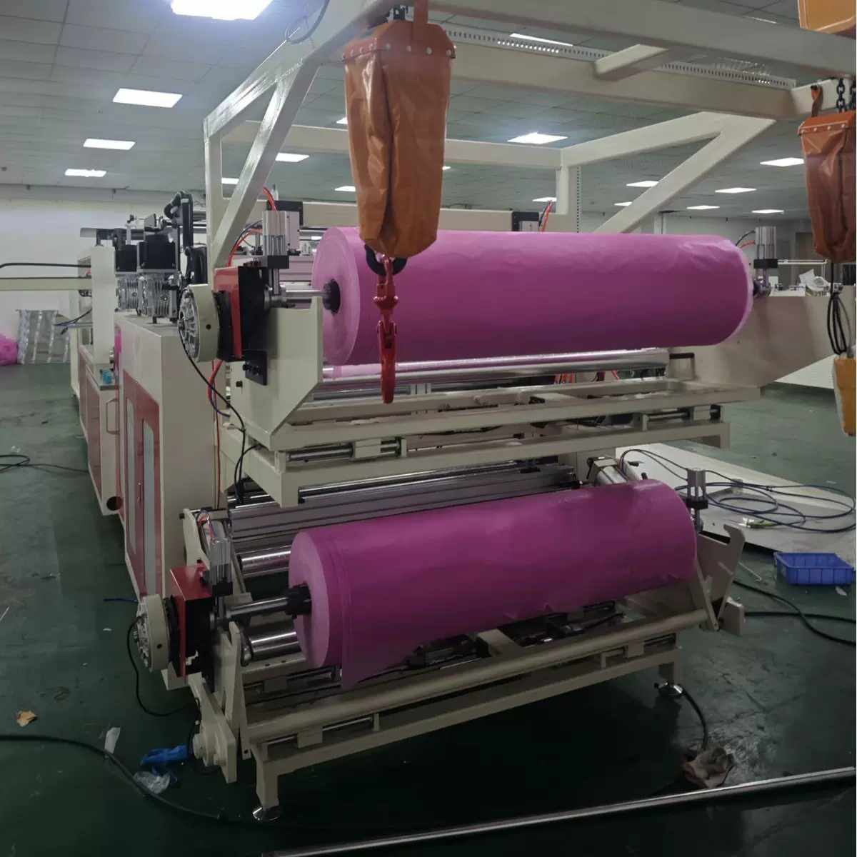 套头雨衣套装机全自动塑料雨衣成型机多功能塑料机械设备厂家批发