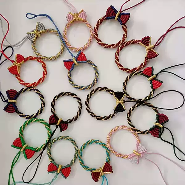 2021 Princess at large bow mobile phone sling handmade personalized birth year Phnom Penh Christmas wreath wholesale