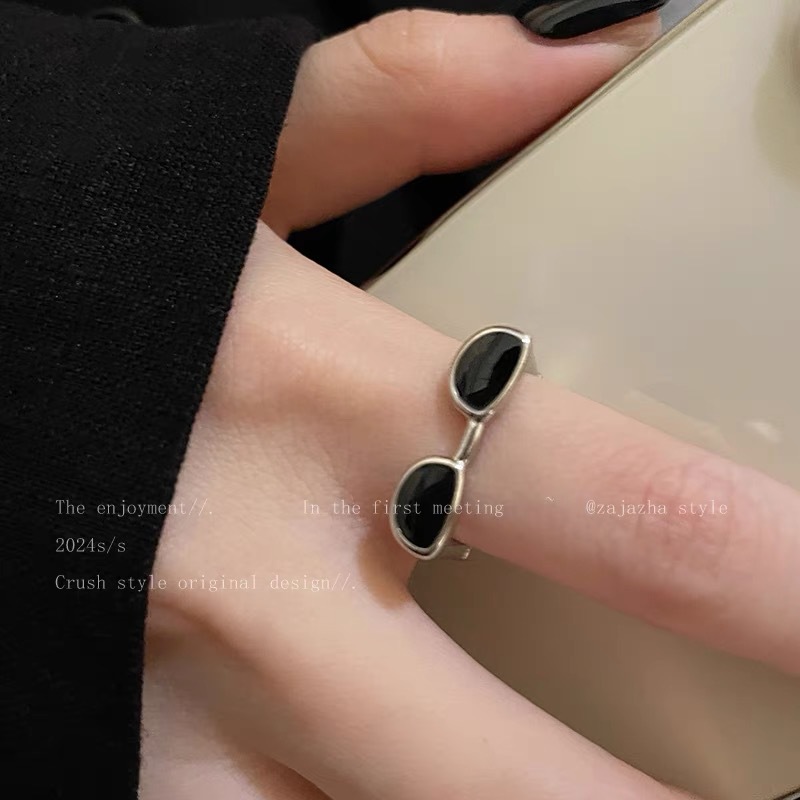 Fun Sunglasses Open Ring Women's Unique Niche Design Glasses Finger Ring Trendy Cool Light Luxury High-grade Sense Ring for Men