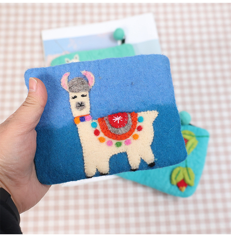 Unisex Animal Wool Felt Zipper Coin Purses display picture 5