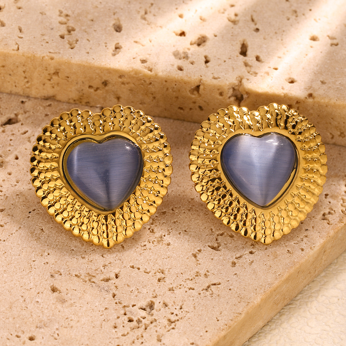 12g Weight 304 Stainless Steel Ear Needle Material Ear Studs Classification 1 Pair Quantity Casual, Shopping Occasion 304 Stainless Steel Material Heart Shape Pattern All Seasons Season Women's Gender Plating Design Vintage Style, French Style Style 1 Pair Vintage Style French Style Heart Shape Plating 304 Stainless Steel Ear Studs 6