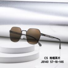 �¿���ʿ����ƫ��̫��R�r�н������˾�C�{�����⾀ī�R