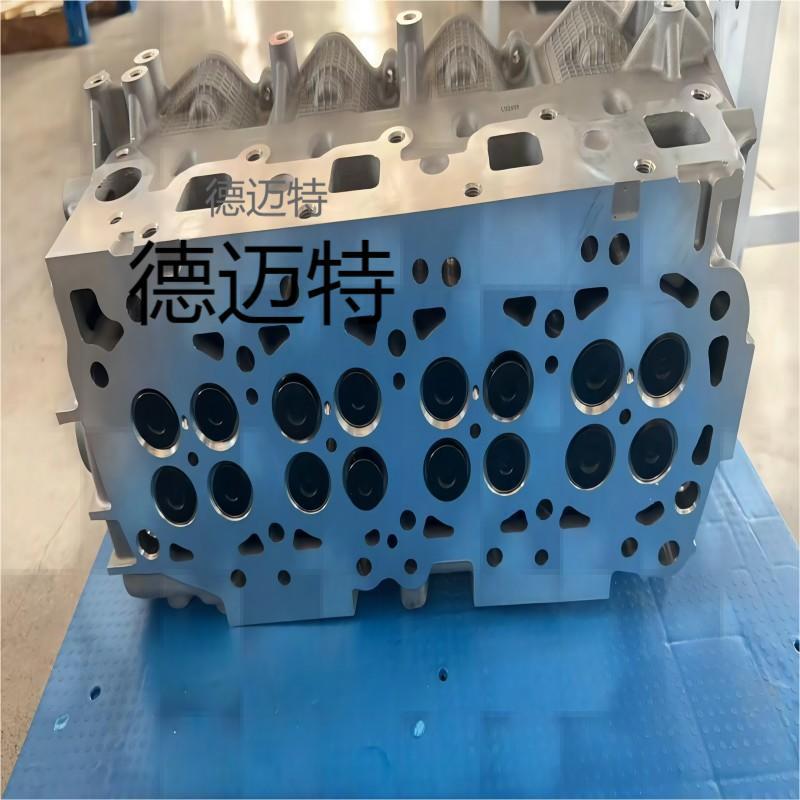 Suitable for Nissan Urvan 2.5 Yd25 Cylinder Head 908510 908505 11040-Ec00C