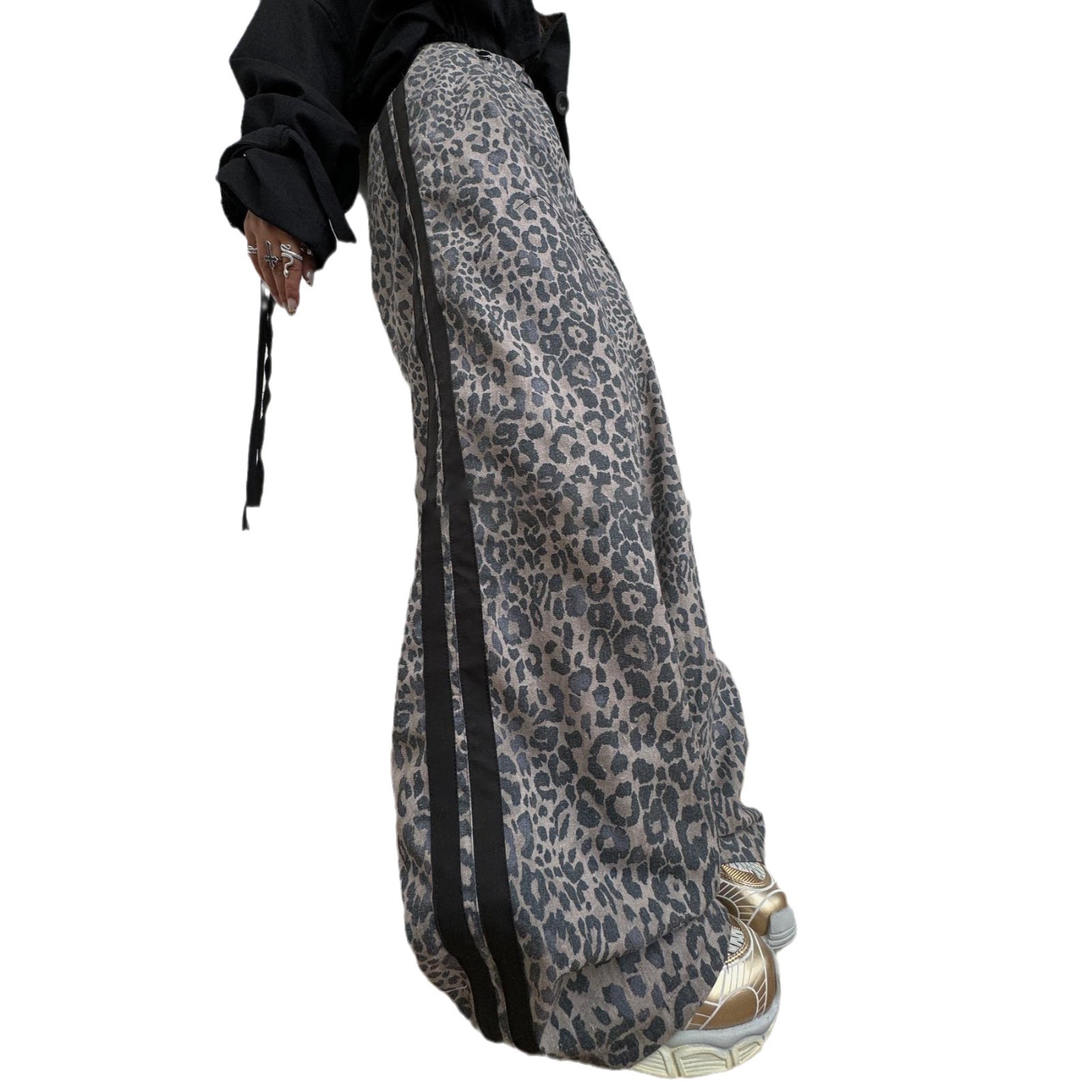 Damenbekleidung – bodenlange Hose mit Leopardenmuster_voghion.com