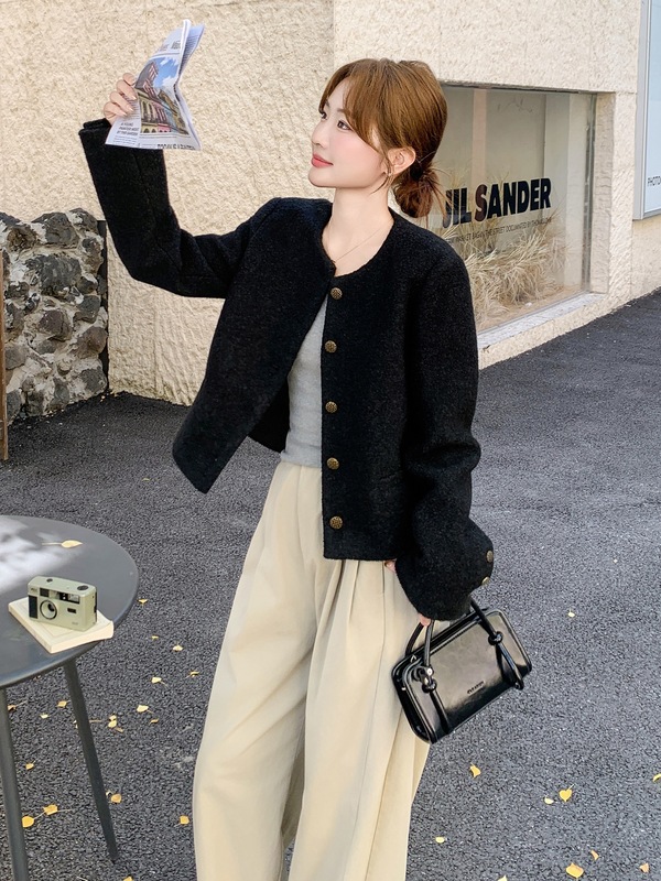 黑色小香风外套女秋季2025新款法式高级感小个子流行爆款短款上衣|undefined