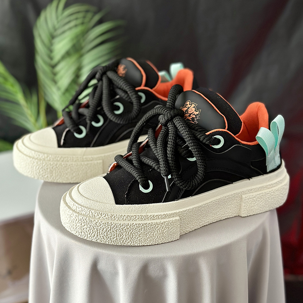 2024 Uus nišidisain meestele ja naistele, vabaaja rula paaridele, kingad, trendikad kingad_voghion.com