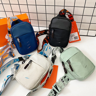 On behalf of NK men and women Wang Yibo with running fitness chest bag outdoor leisure messenger bag fashion fashion shoulder bag