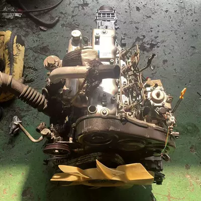 Suitable for Hyundai Refine 2.5t Trakka 4D56.D4Bh Jac 2.4 Refine 2.0 Engine Gearbox (Engine assembly)