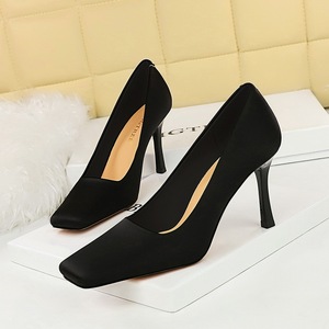 7731-1 Korean version of fashionable and minimalist high heels, slim heels, super high heels, shallow cut square toe sat