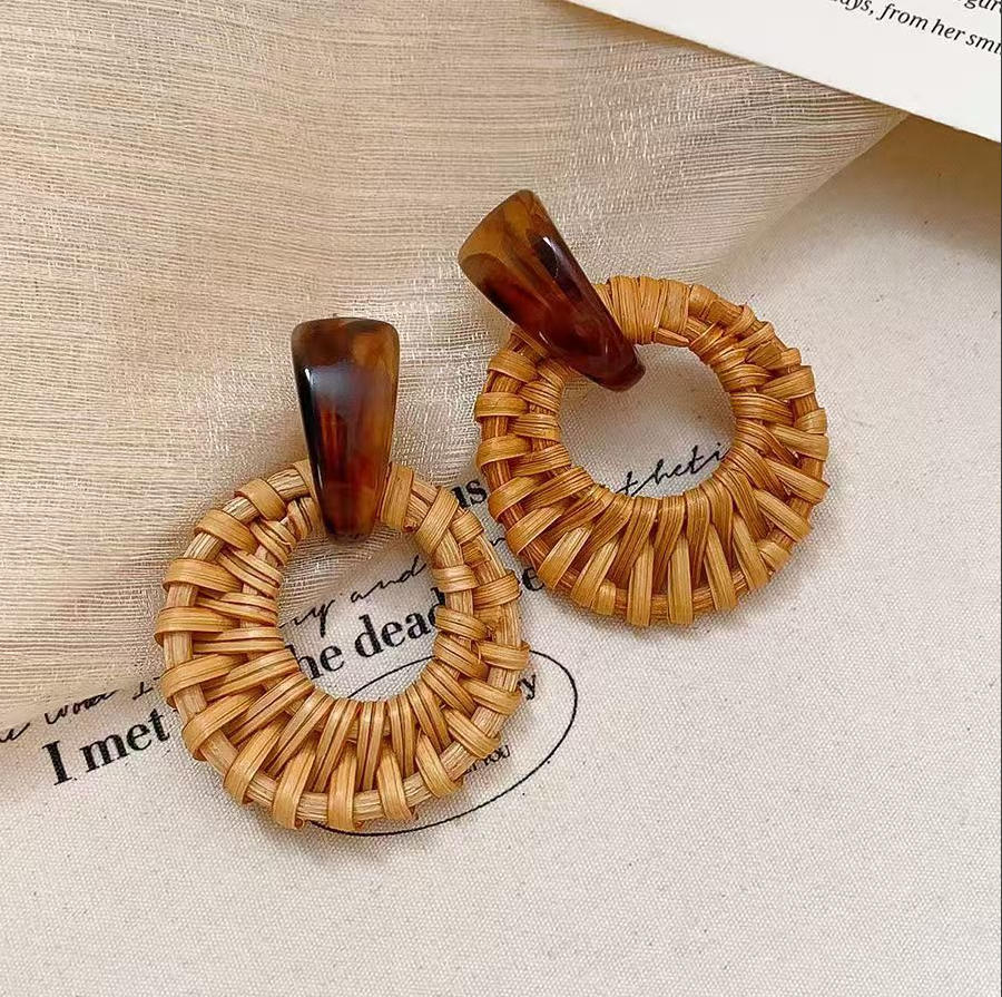 Caña de caída pendientes simple gancho bohemio nicho de moda temperamento de alta sensación auriculares al por mayor mujeres image 14