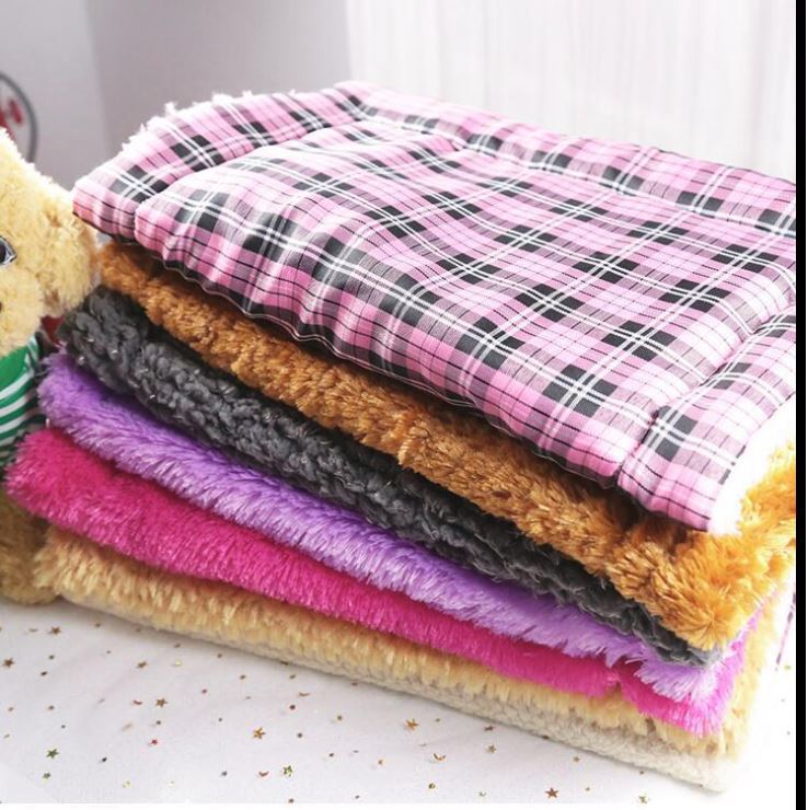 Primavera, verano, Otoño e Invierno estera del perro suministros para mascotas manta gato nido estera edredón perro ropa de juguete ropa