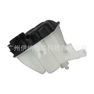 Mercedes-Benz W166, Water tank