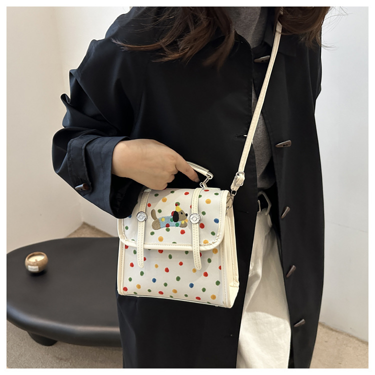 Cute cartoon Dachshund backpack for women 2024 new multi-functional bag, fashionable commuting single-shoulder crossbody small square bag undefined