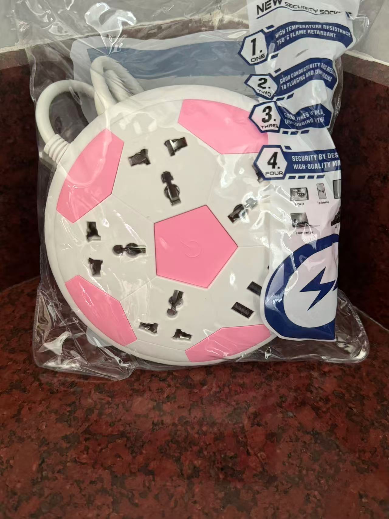 Fábrica directa de exportación de fútbol comercio exterior de alta potencia placa de conexión de conexión multi-interruptor 3USB enchufe de fila estándar estadounidense