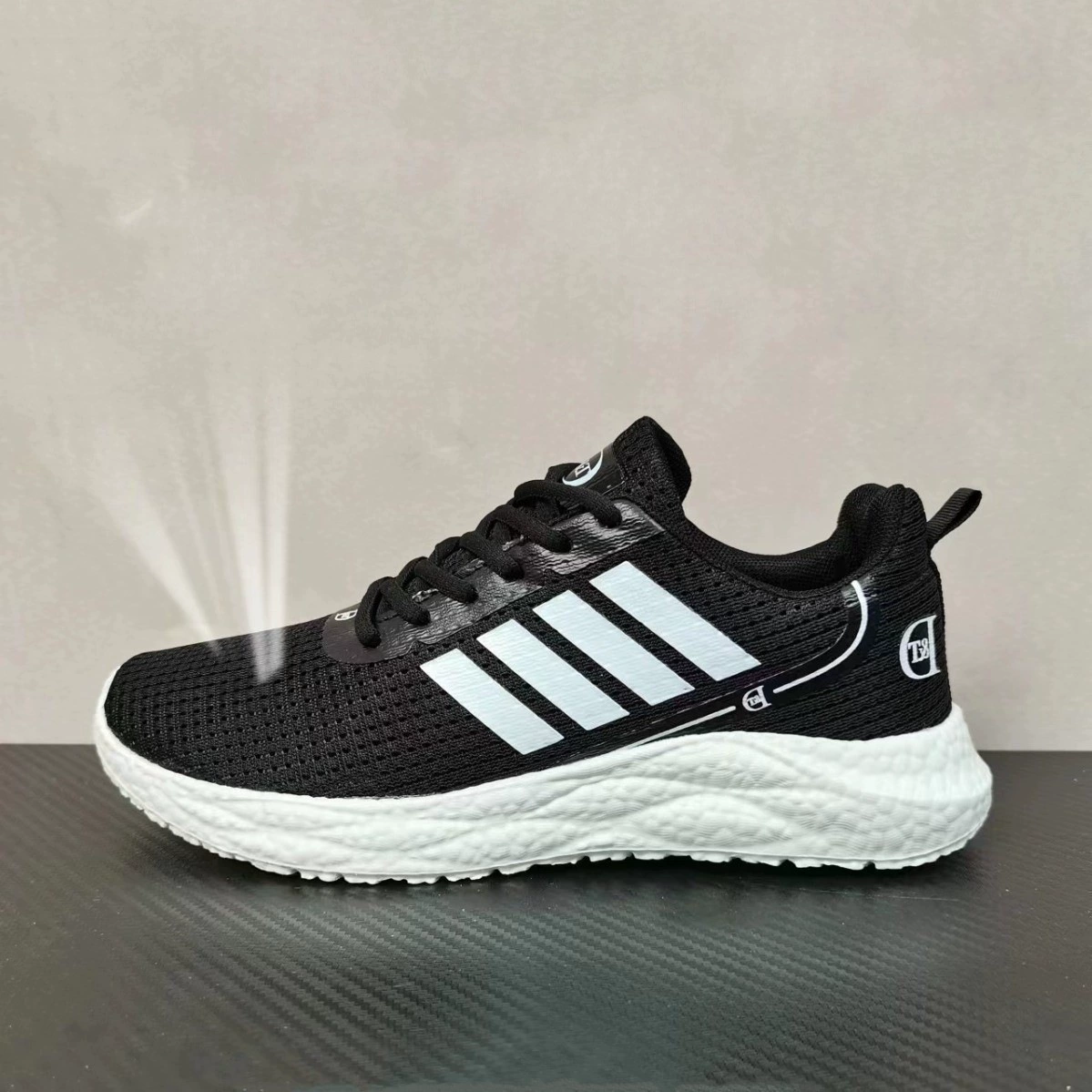 Мужская и женская обувь для бега