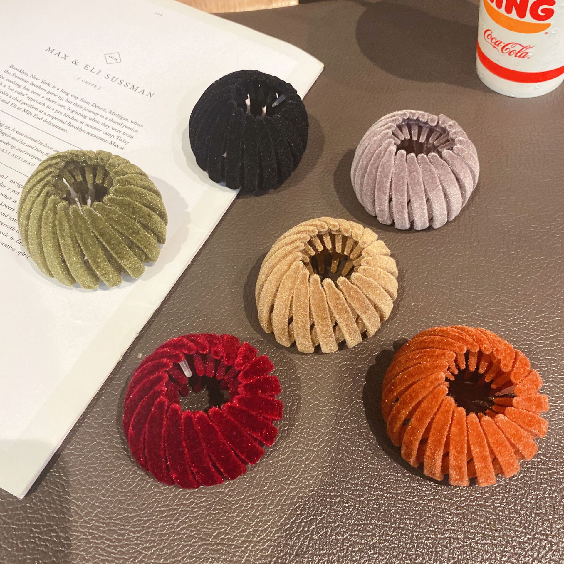 Elegante flocado Nido de Pájaro anillo de pelo rizador de pelo alta Cola de Caballo artefacto Internet celebridad 2021 nuevo tocado de pinza de pelo