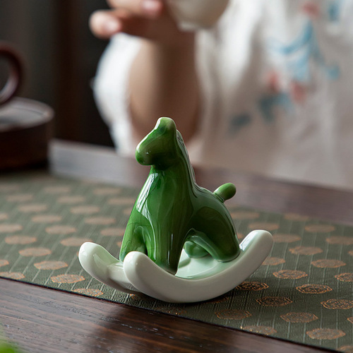 Rocking Horse Ceramics Tea Ceremony Accessories Ceramic Green Horse Tea Ornaments Decorative Ornaments Ceramic Ornaments Ornaments Gifts