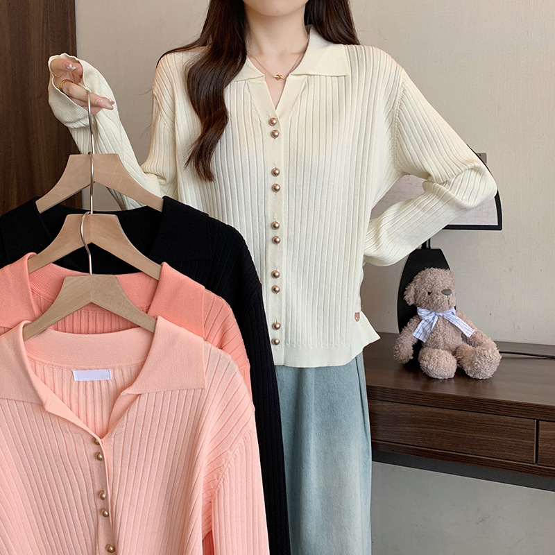 Demi-season solid color knitted sweater for leisure