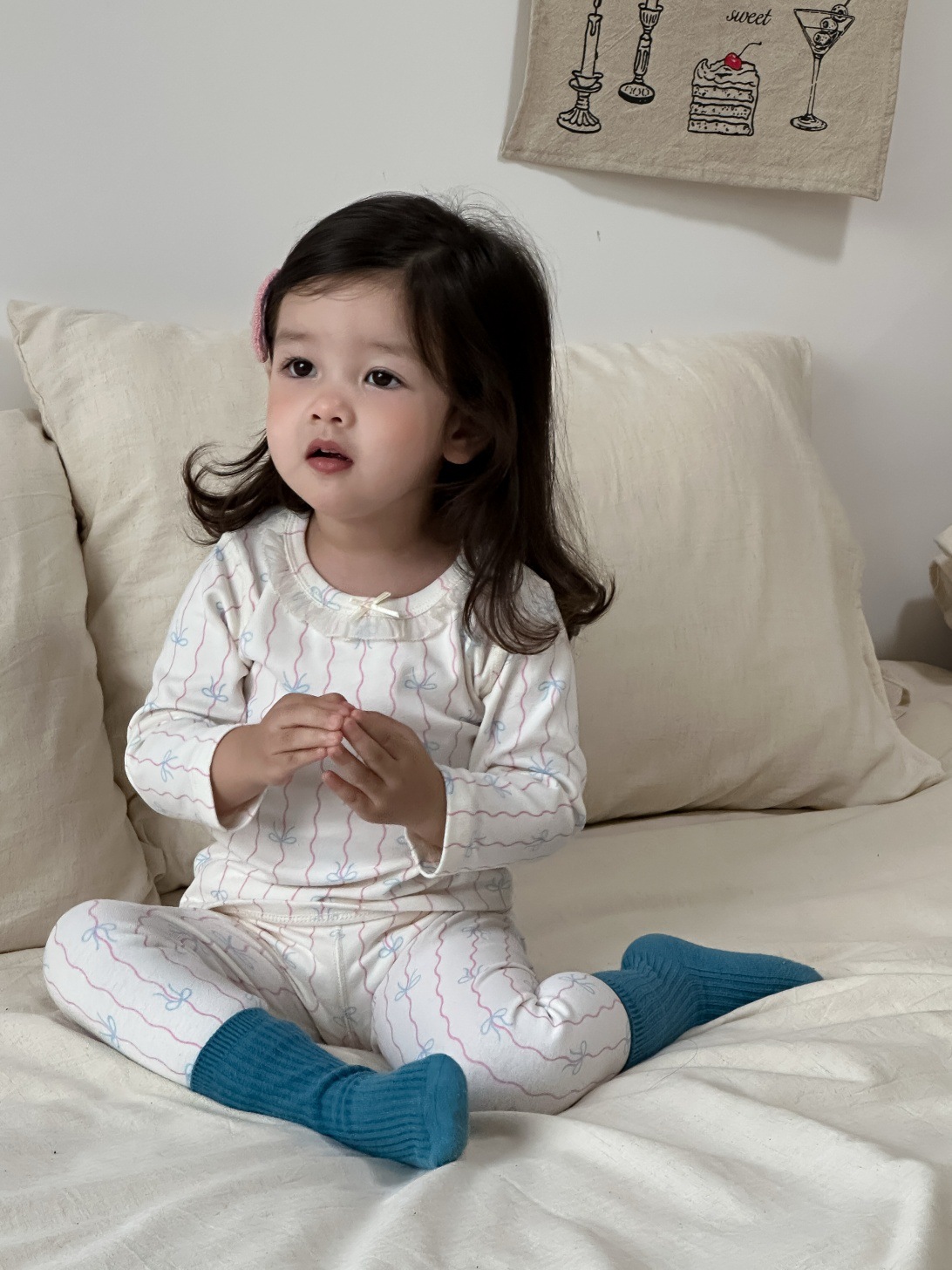 Niñas juegos de pijamas de primavera y otoño de dos piezas juegos de ropa de otoño de 2025 juegos de ropa para niños en casa pijamas