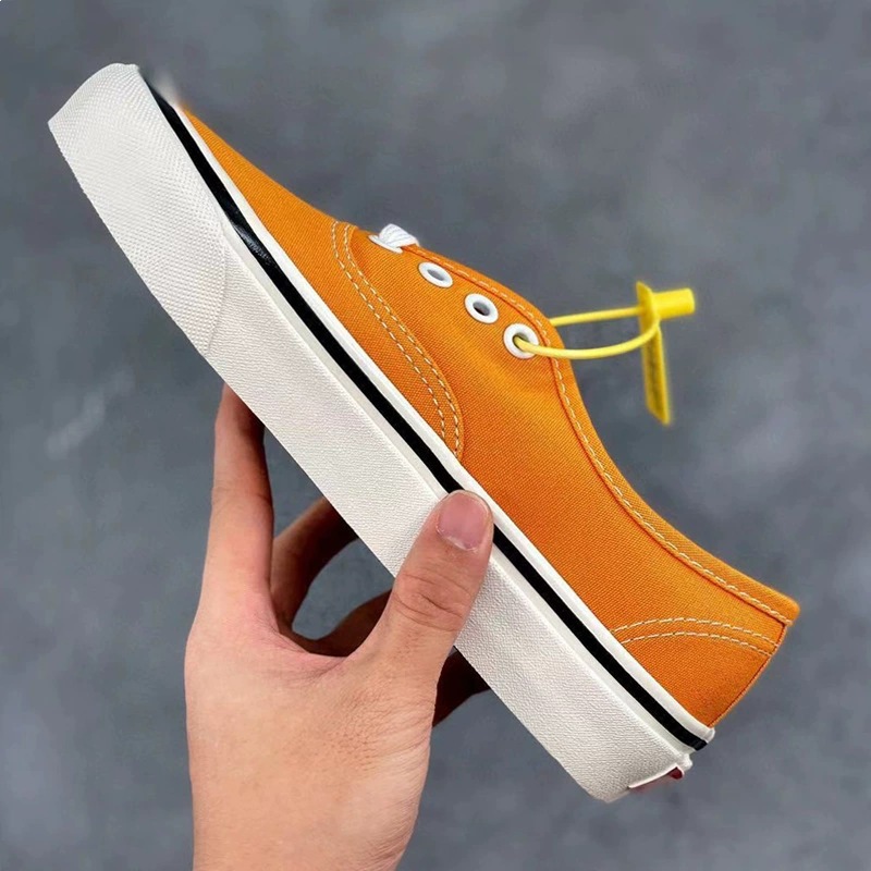 Putian Vance nuevo Anaheim rojo verde sólido zapatos de mujer era baja pareja zapatos de lona para hombres y mujeres